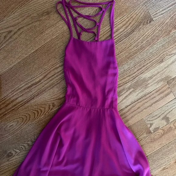 Lulu’s Dress - Picture 1 of 2